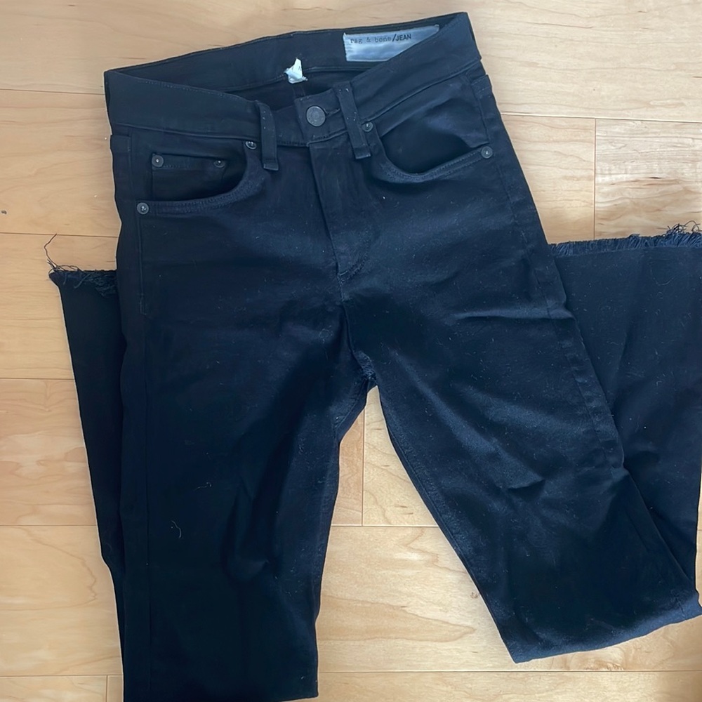 Black rag & bone 10 inch crop flare jeans size 24